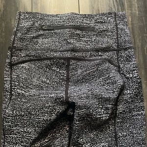 Lulu lemon leggings size 4 but fit way smaller